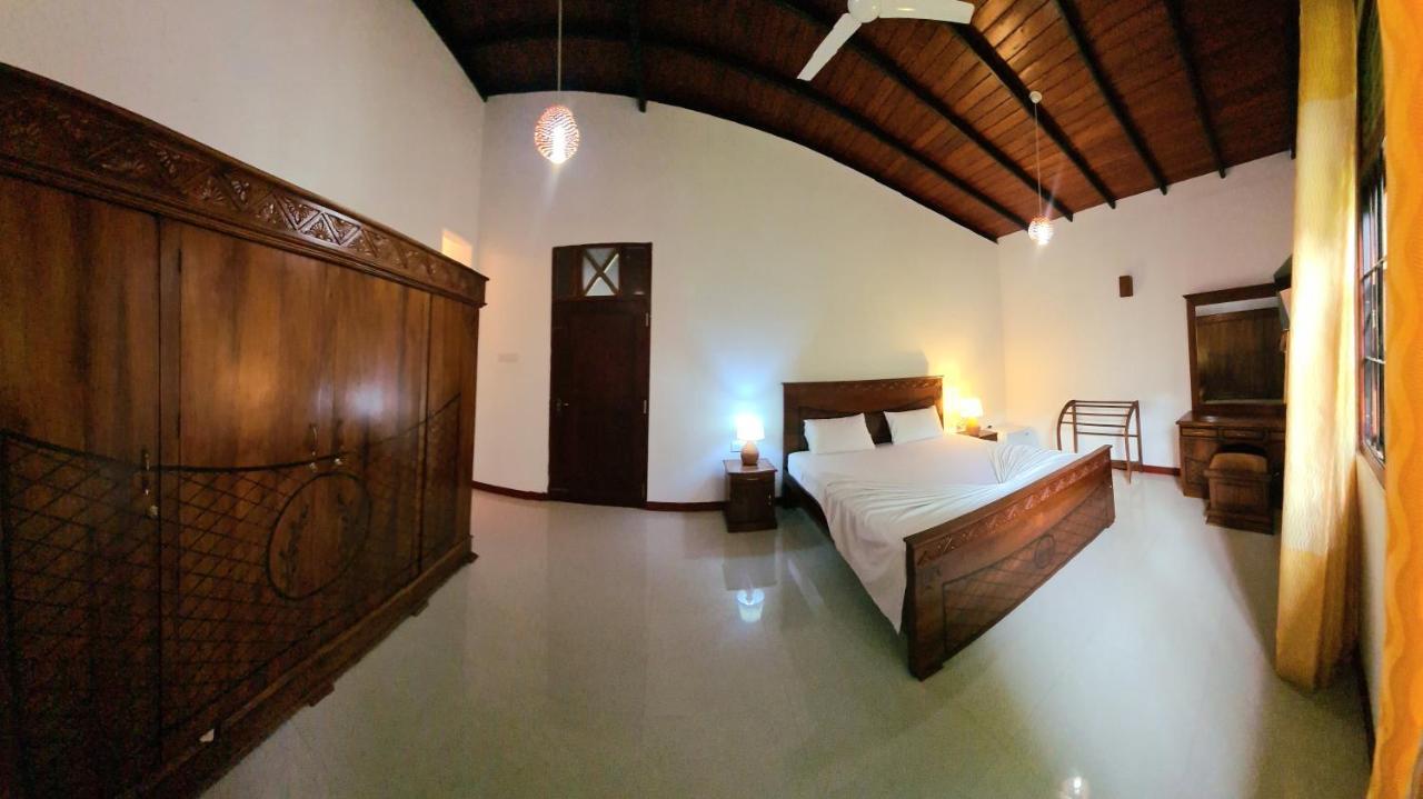 Golden Relax Villa With Pool, Restaurant & European Service Eramudugaha Экстерьер фото